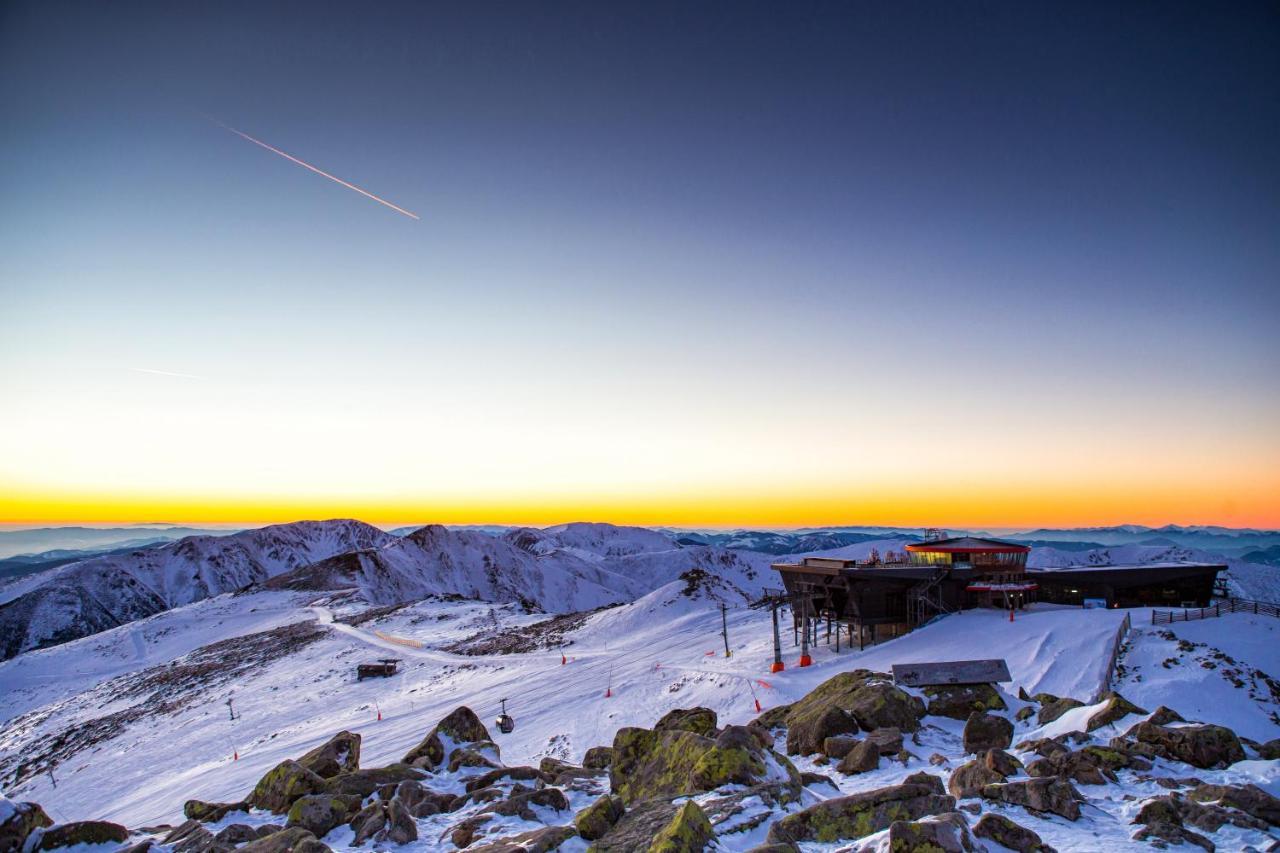 Ski & Sun B9 Lipótszentmiklós Kültér fotó